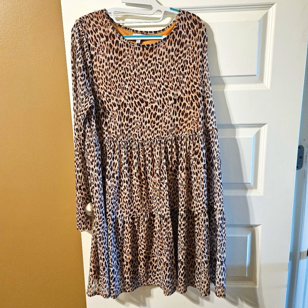 love and fire Fun Leopard print dress,  lightweight, sheer long sleeves, size XL